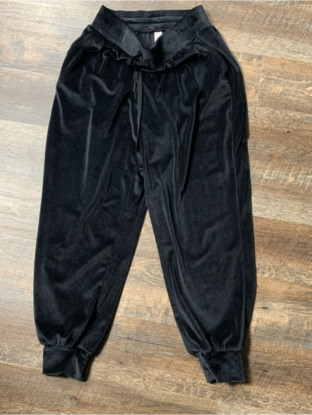 Victoria’s Secret Womens size M Black Velvet Sweatpants Joggers Drawstring PJs